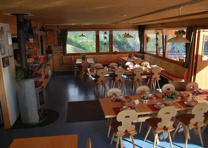 Berghaus Baregg Gasthof *